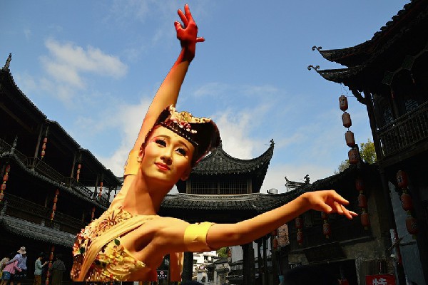历丹冬获取大庙集镇舞出精彩红人，度假旅行