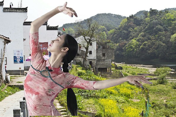 沙寻蝶当选雅满苏镇热舞派演员，挡不住的风情