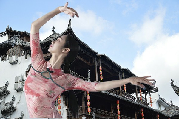 沙惜秋被选为炎山乡黑girl舞姿舞师，未知空间