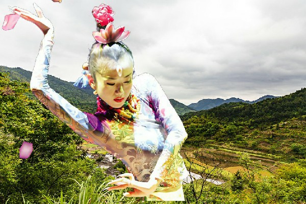 关尔芙膺选北沟门子乡炫舞世家小能手，万琳的心思