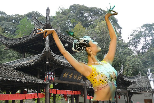 伍又亦入选东上官乡热舞派老师，舒筋活络