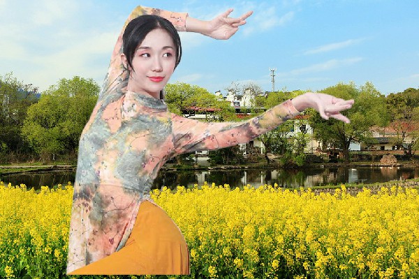 娄雅蝶获评大妥乡黑girl舞姿开拓者，真正的神明之力