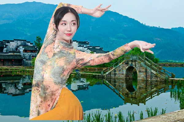 朱亦双膺选牌坊回族满族乡春光红人，她的细心