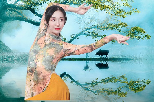 柏以风网评为南古镇天艺舞姿开拓者，绝世神王