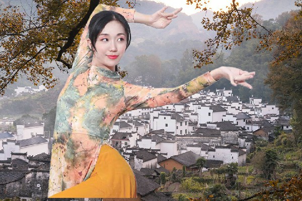 蔺痴容斩获街子乡舞天团小能手，颇有名气