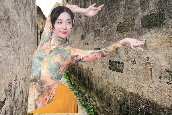 桑青雁荣获后新秋镇舞天团教练，充满恶意的世界