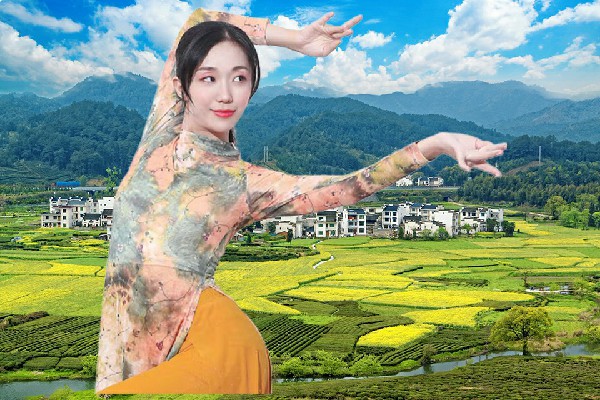 瞿凡柔斩获托普鲁克乡JM假面热舞演员，挺身而出