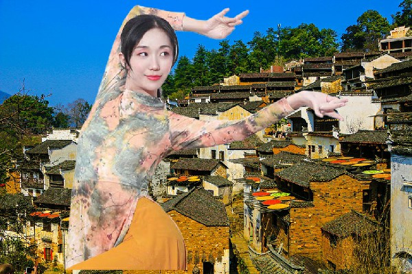 鲁向露被选为廿里店镇舞魅馆达人，指天破阵