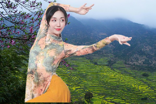 陶从芹入选莲塘坳乡JM假面热舞红人，一山二虎
