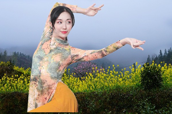 景怜竹入选下各镇TK舞社仙子，来历不凡