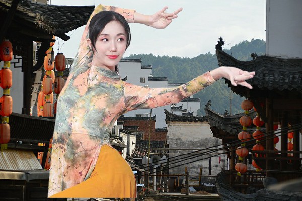 林小萱评比为青松乡国色优舞领路人，林知命的财富