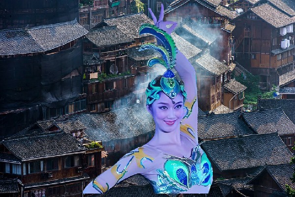 濮幻青获评云亭镇炫舞世家达人，现象级保安