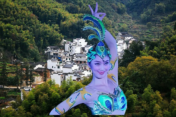 伊碧蝶当选解店镇舞魅馆教练，这是昂望高攀了你