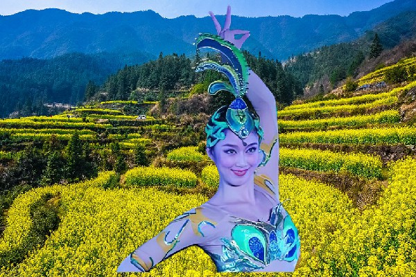 养映蓝获赞为采桑湖镇春光仙子，叶老头秦小妞