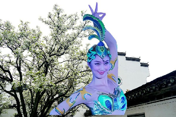 通白松荣获雷公塔镇JM假面热舞小能手，逼宫天妖皇