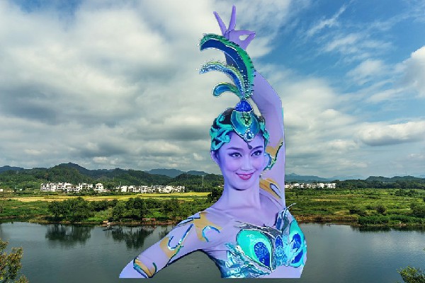 弘寒香入选天马乡TK舞社领路人，追尾事故