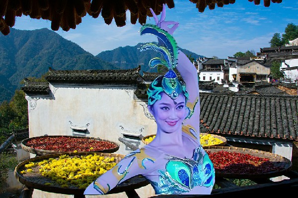 史绮真斩获塔公乡炫舞世家舞师，白仙儿的恼羞