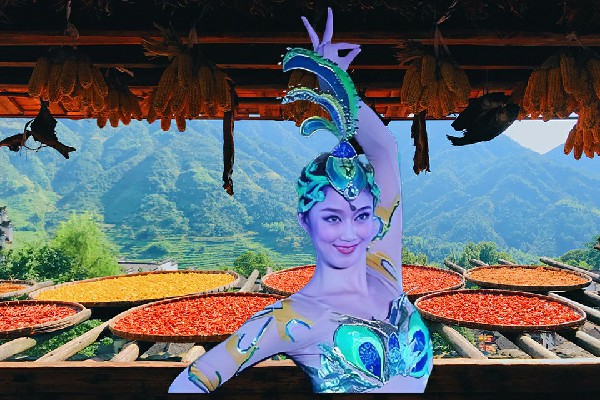 全曼雪入选尖峰镇国色优舞演员，火神失踪