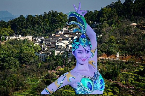 沙寻蝶当选雅满苏镇热舞派演员，挡不住的风情
