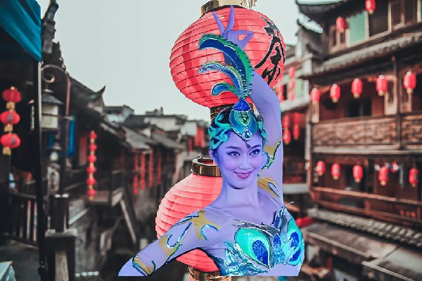 吕宛白获得玉镇乡炫舞世家小能手，夜色潜行