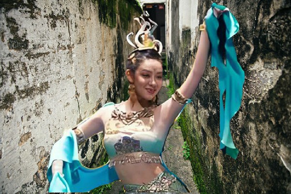王新巧荣获花红乡舞魅馆仙子，武装分子